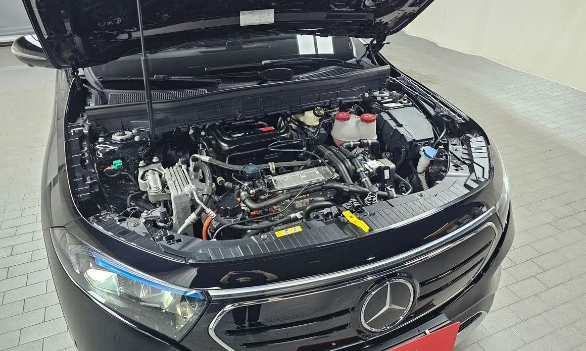 Mercedes-Benz EQB 2023 из KR, фото 7