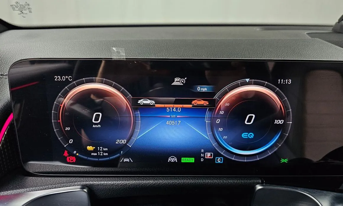 Mercedes-Benz EQB 2023 из KR, фото 2