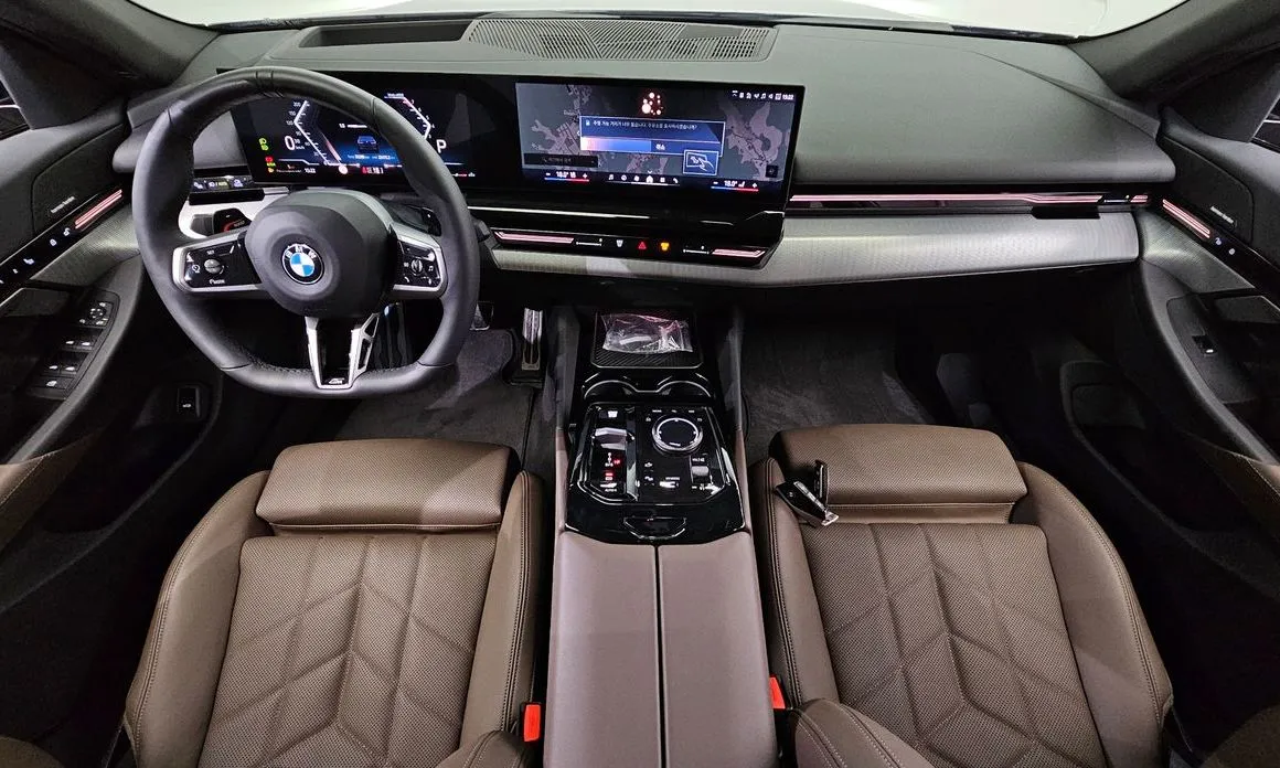BMW 5-Series — фото 10