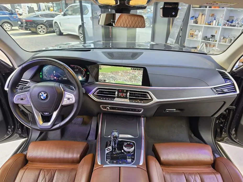 BMW X7 — фото 3