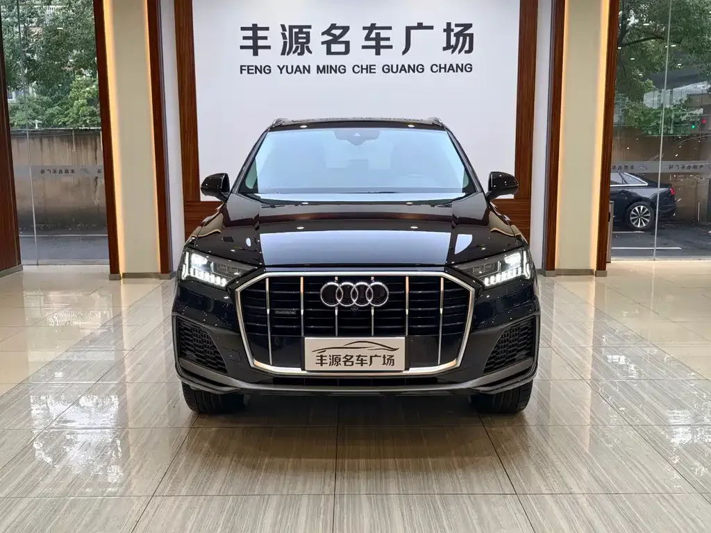 Audi Q7 — фото 2