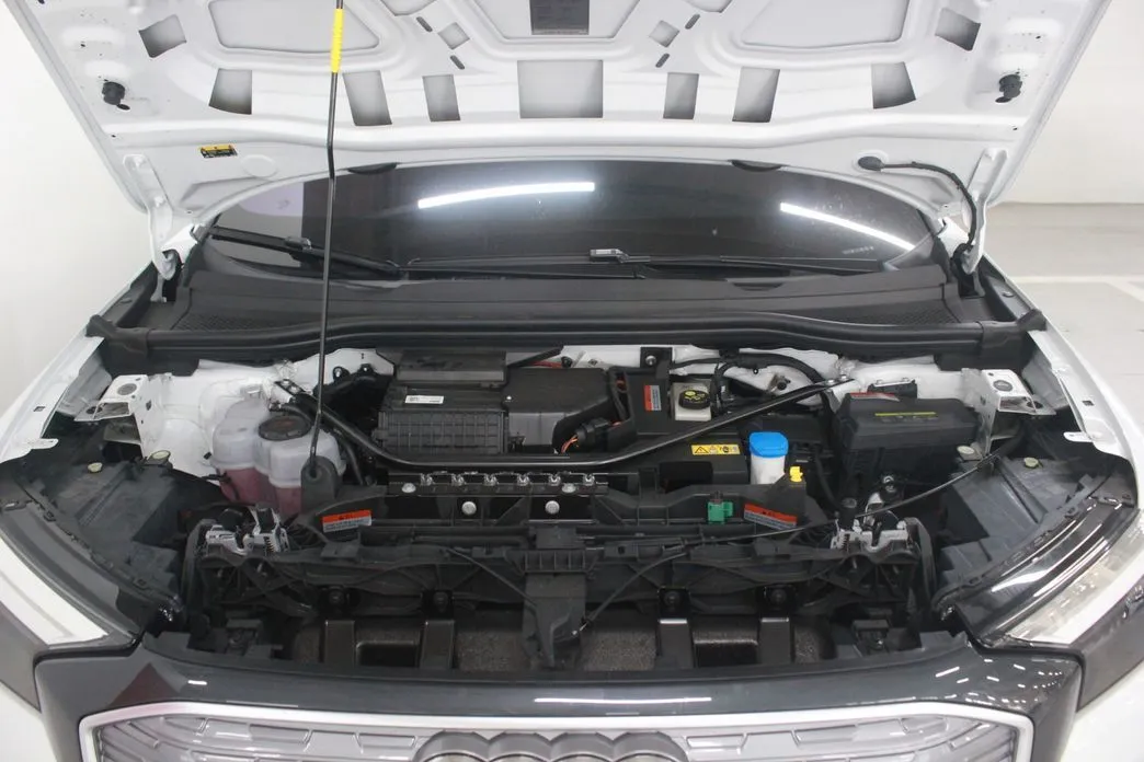 Audi Q4 e-tron 2025 из KR, фото 8