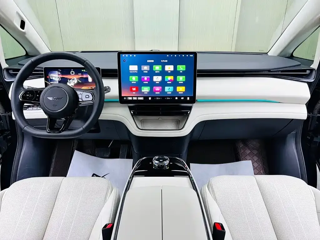 Geely Yizhen L380 2025 из CN, фото 8