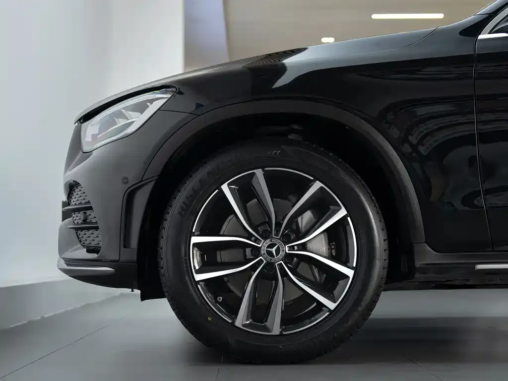 Mercedes-Benz GLC — фото 2