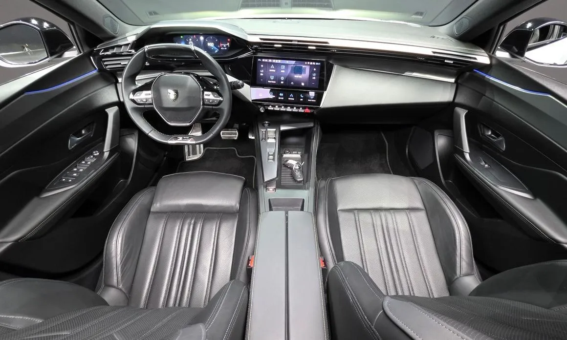 Peugeot 408 2024 из KR, фото 2