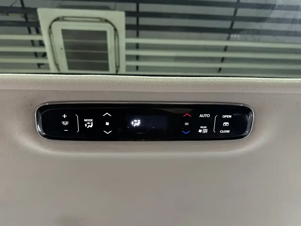 Honda Elysion — фото 5
