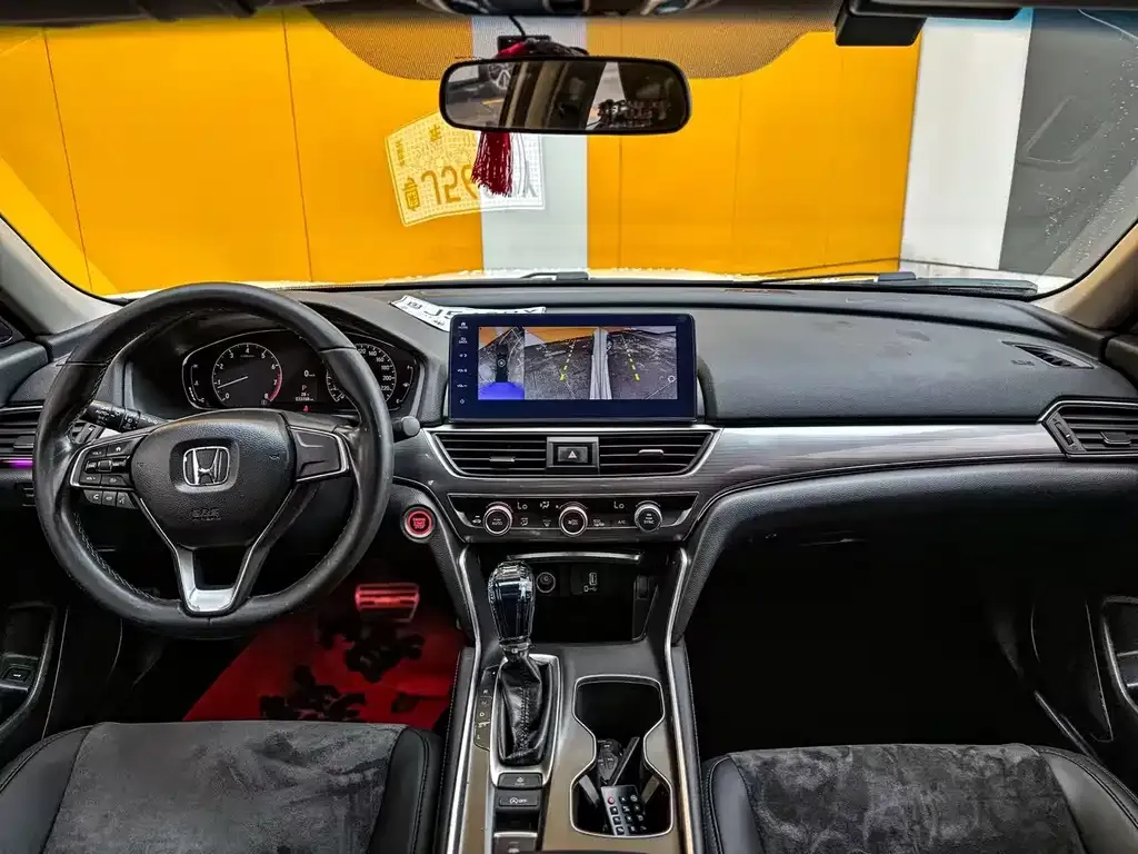 Honda Accord — фото 5