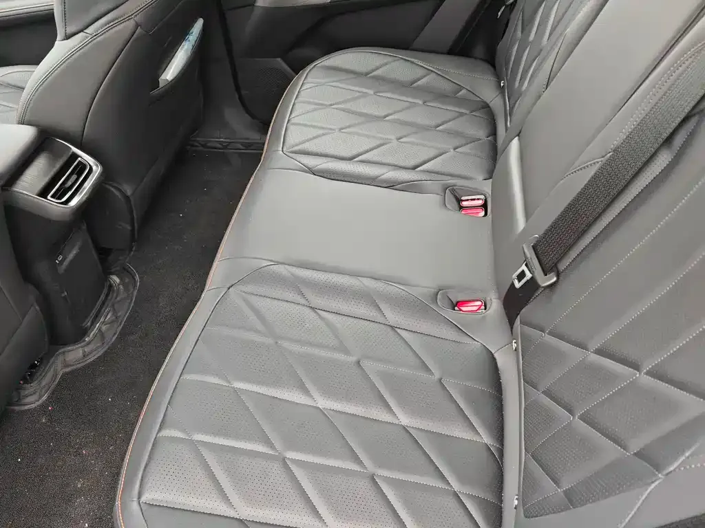 Changan CS75PLUS — фото 10