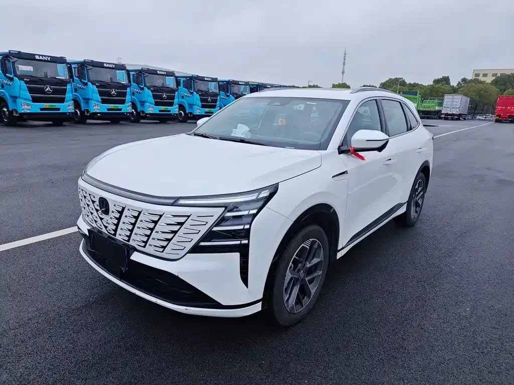 Changan CS75PLUS — фото 7
