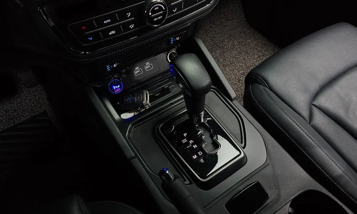 KG Mobility (Ssangyong) Rexton — фото 10