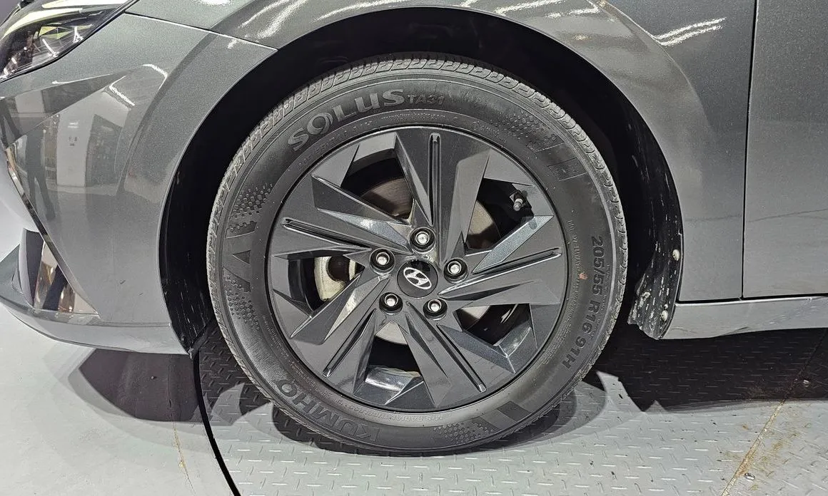 Hyundai AVANTE — фото 10