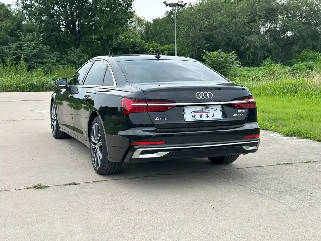 Audi A6L — фото 10