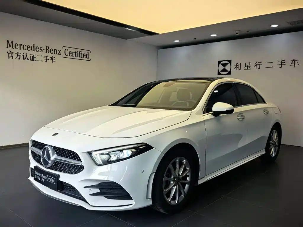 Mercedes-Benz A-Class — фото 1