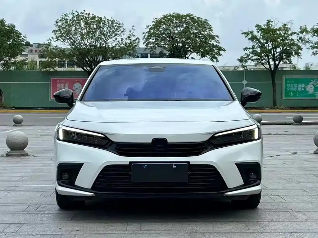Honda Civic — фото 10