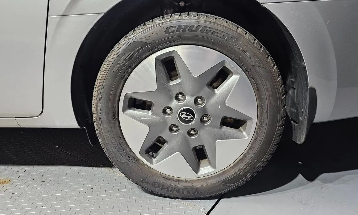Hyundai Staria — фото 4
