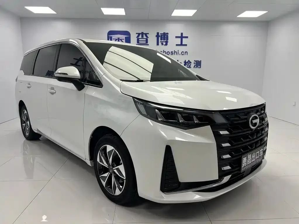 GAC Motor Trumpchi M6 — фото 3