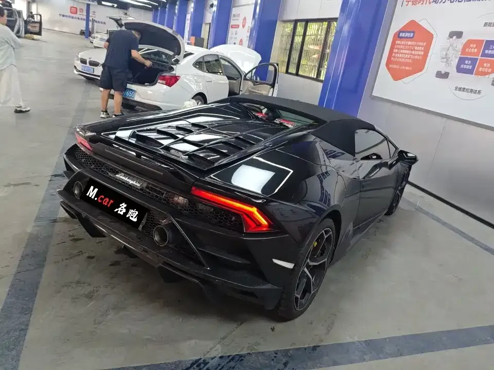 Lamborghini Huracan — фото 4