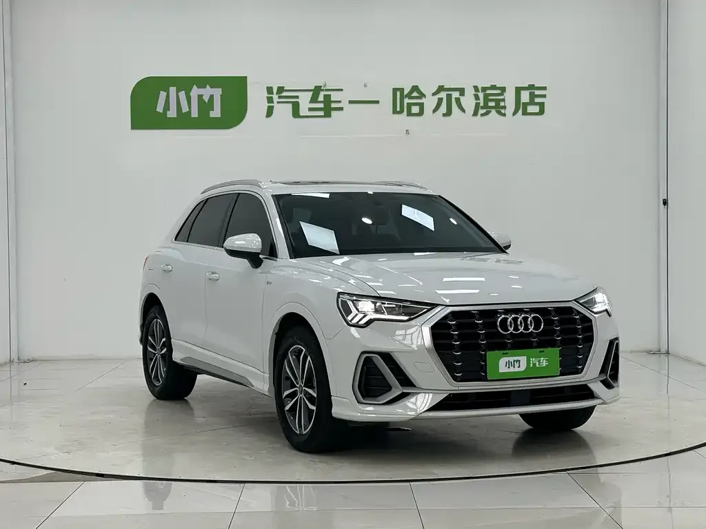 Audi Q3 — фото 4