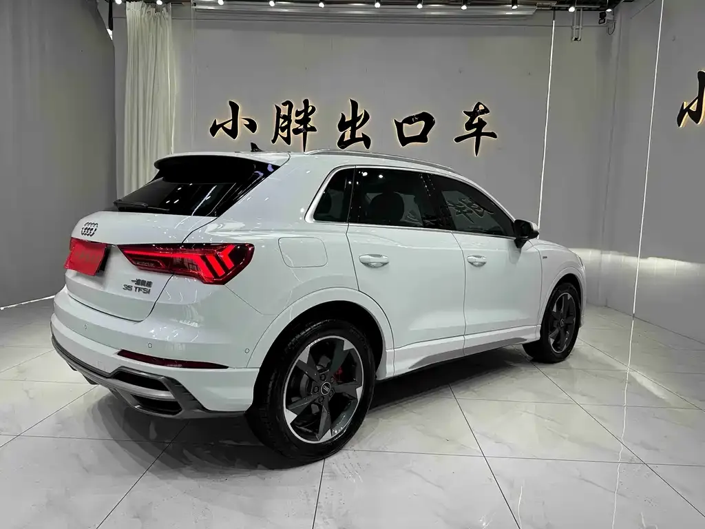 Audi Q3 — фото 6
