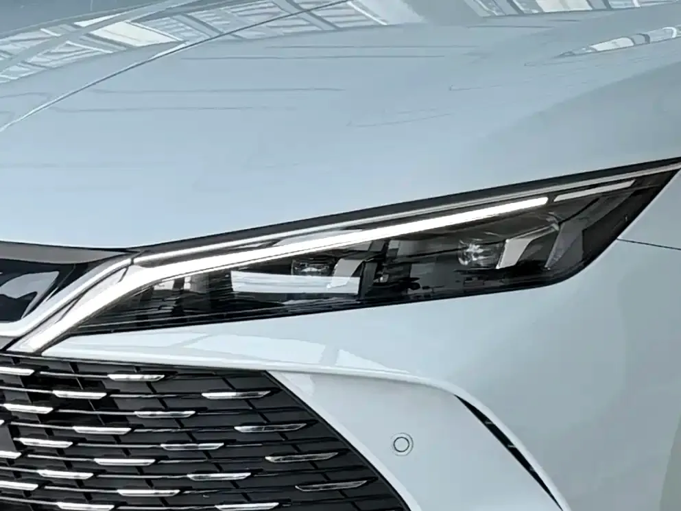 BYD Qin L — фото 2