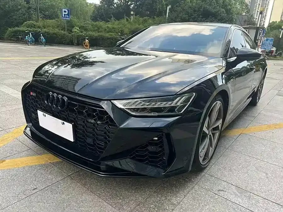Audi A7 — фото 1