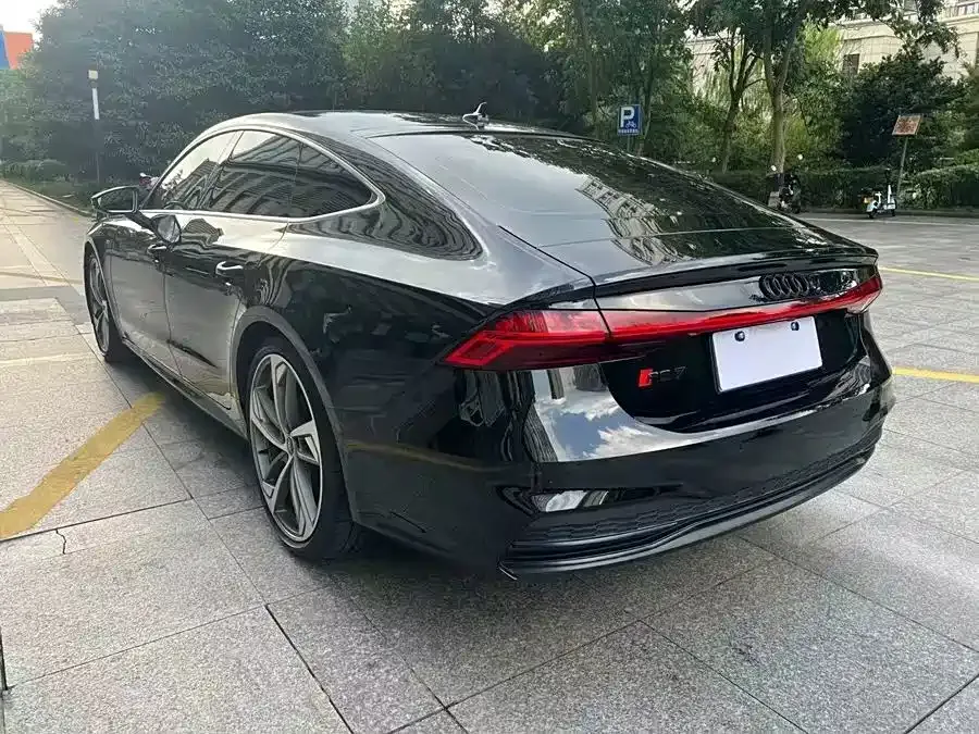 Audi A7 — фото 9