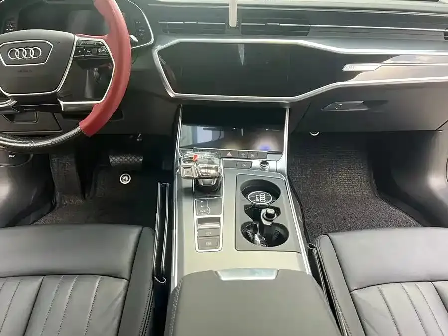 Audi A7 — фото 2