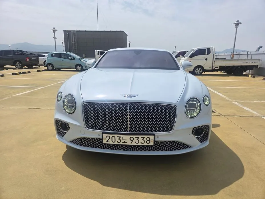Bentley Continental — фото 4