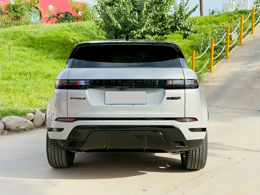 Land Rover Evoque — фото 10