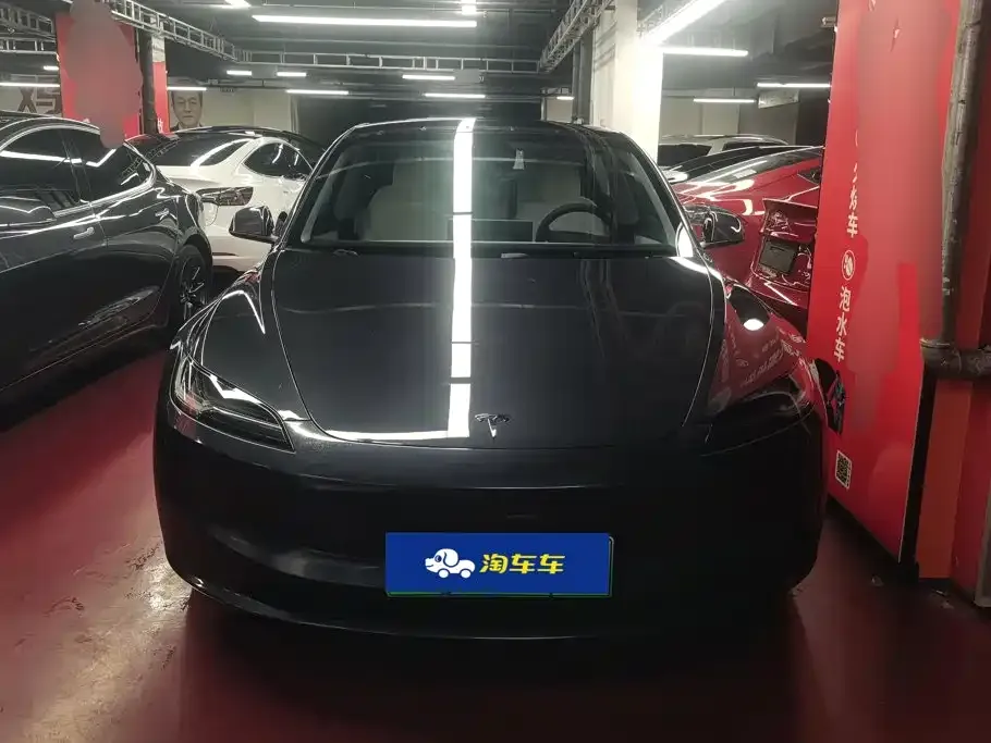 Tesla Model 3 — фото 7
