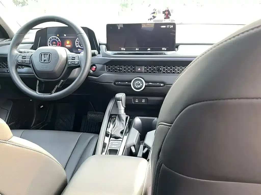Honda Accord — фото 5
