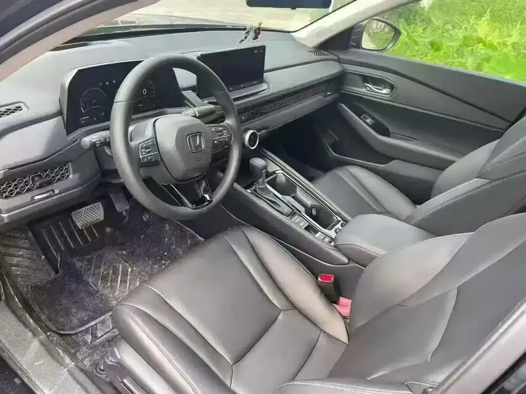 Honda Accord — фото 4
