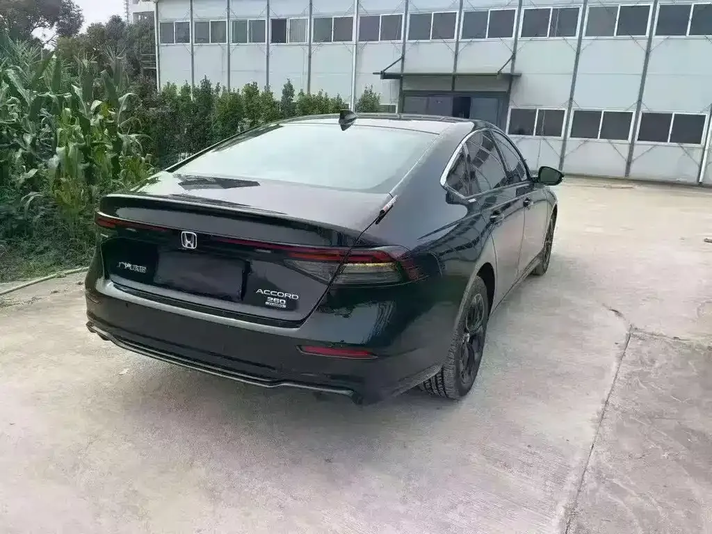 Honda Accord — фото 2