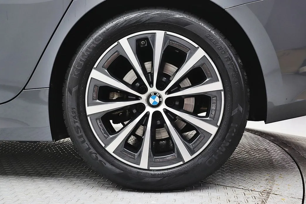 BMW 3-Series — фото 10