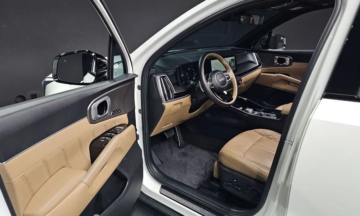 Kia Sorento — фото 9