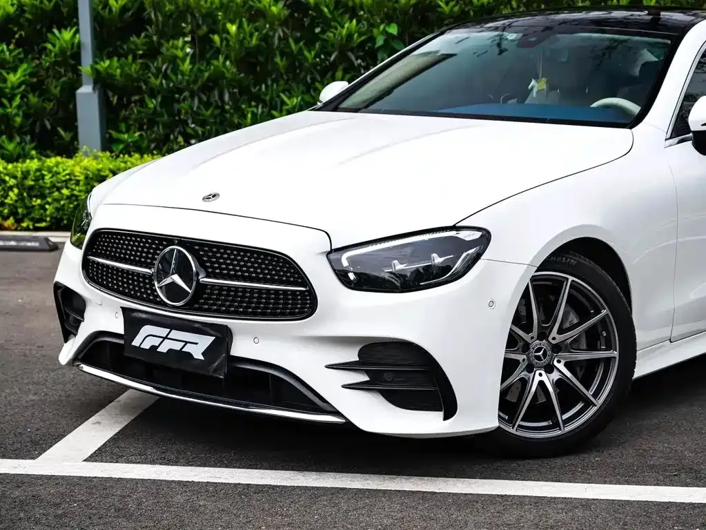 Mercedes-Benz E-Class (Import) — фото 1