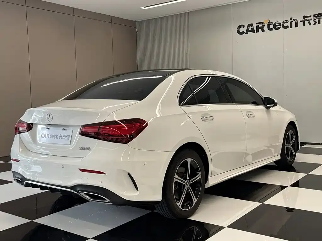 Mercedes-Benz A-Class — фото 8