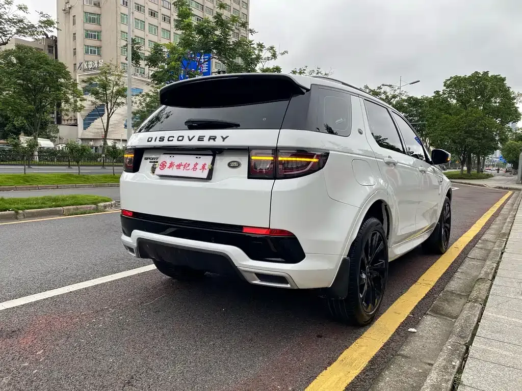 Land Rover Discovery Sport — фото 10