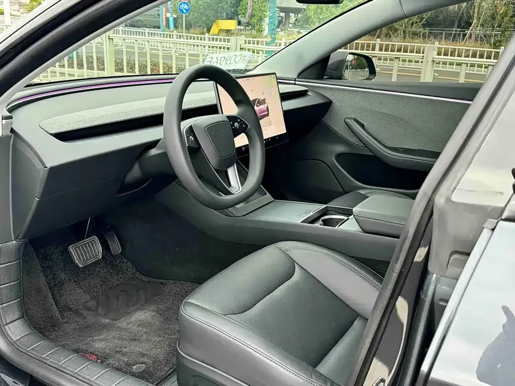 Tesla Model 3 2024 из CN, фото 6