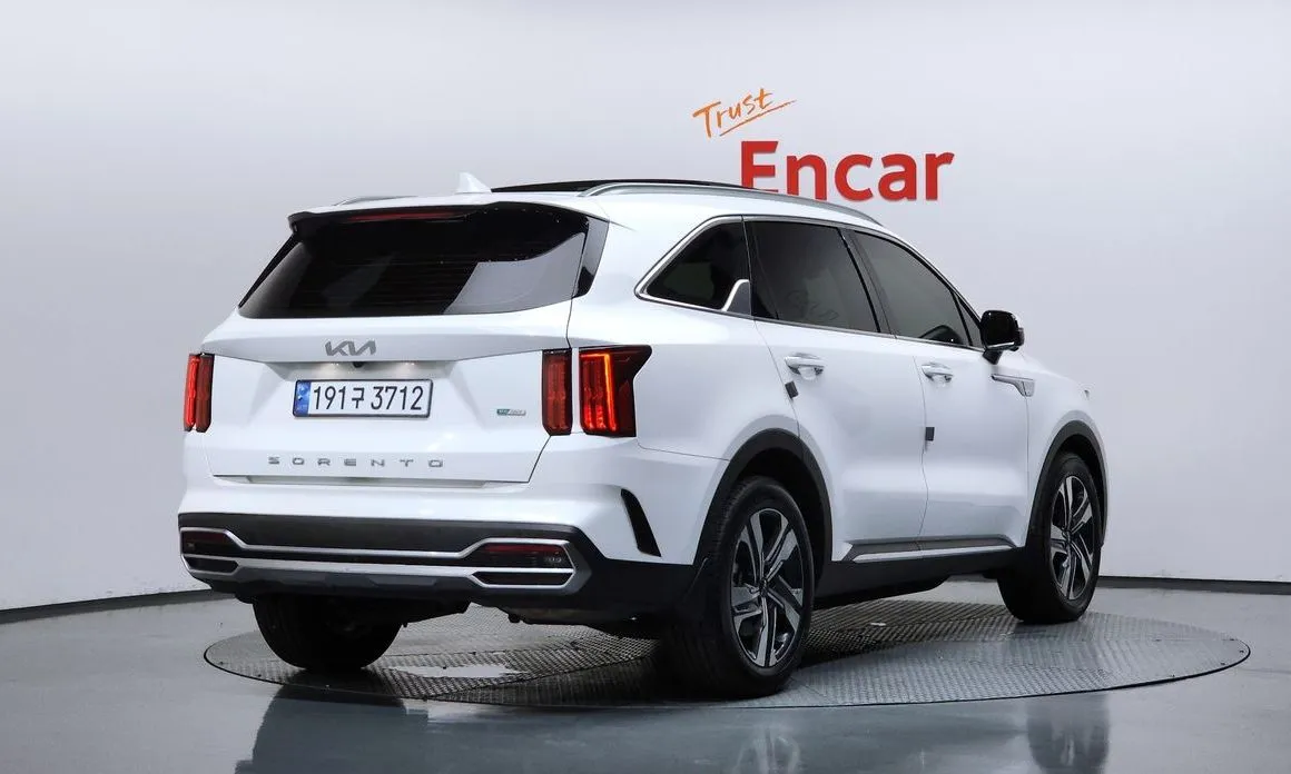 Kia Sorento — фото 5