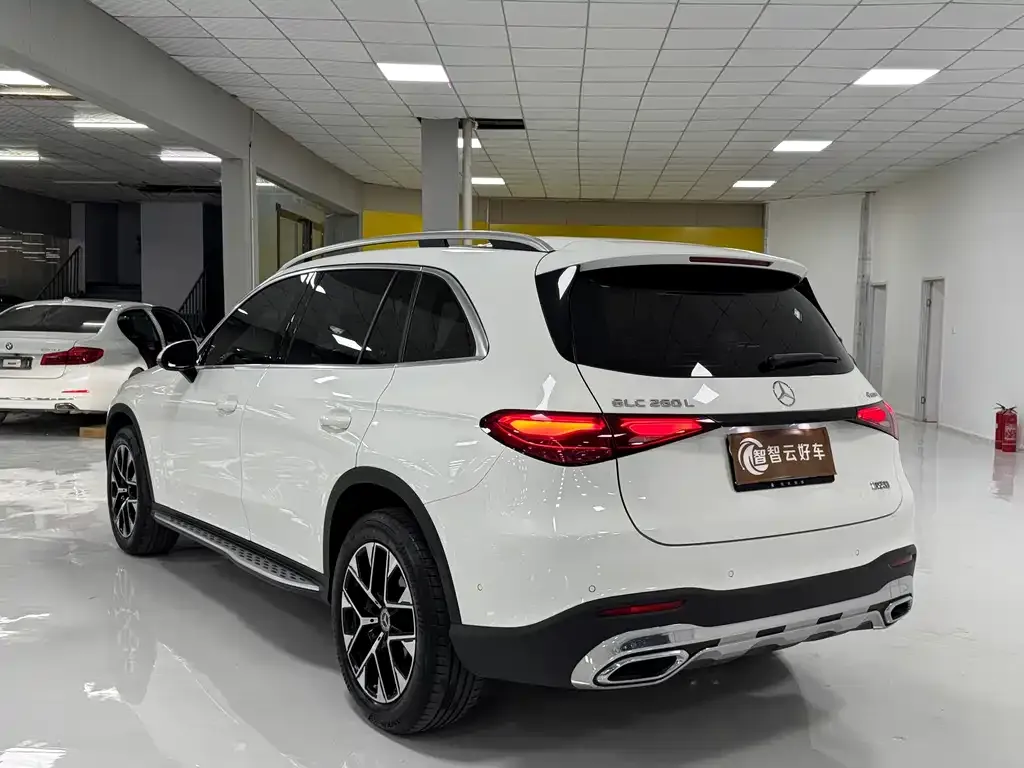 Mercedes-Benz GLC — фото 6