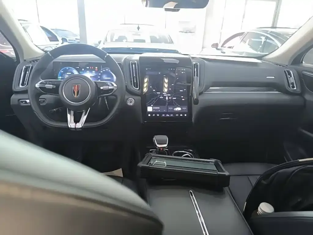 Hongqi HS3 PHEV 2025 из CN, фото 3