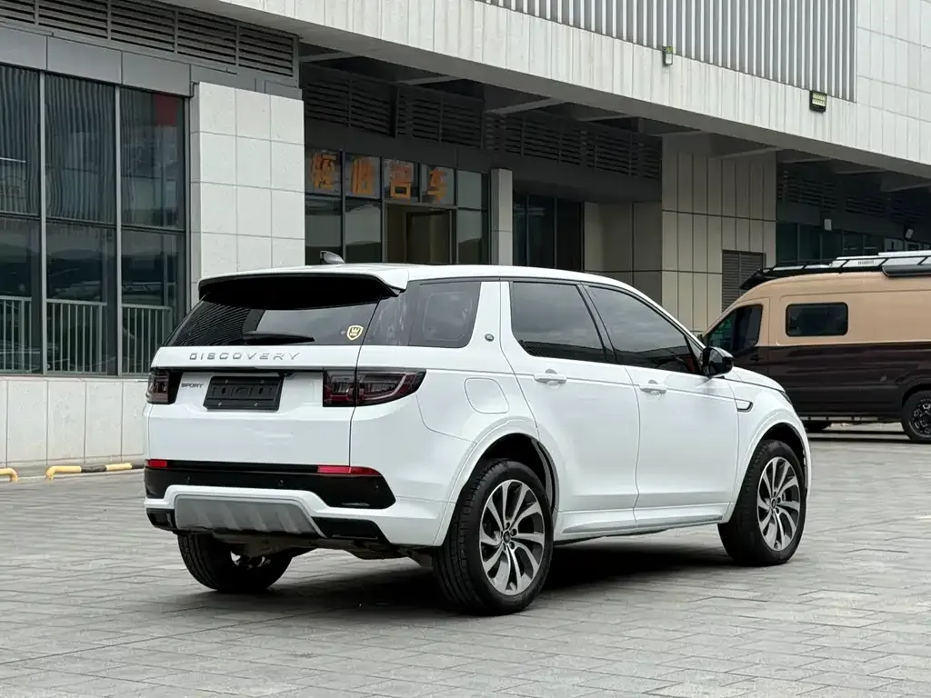 Land Rover Discovery Sport — фото 5