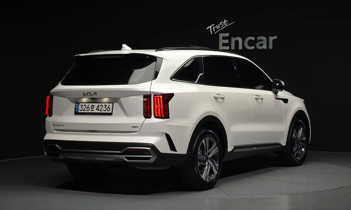 Kia Sorento — фото 3