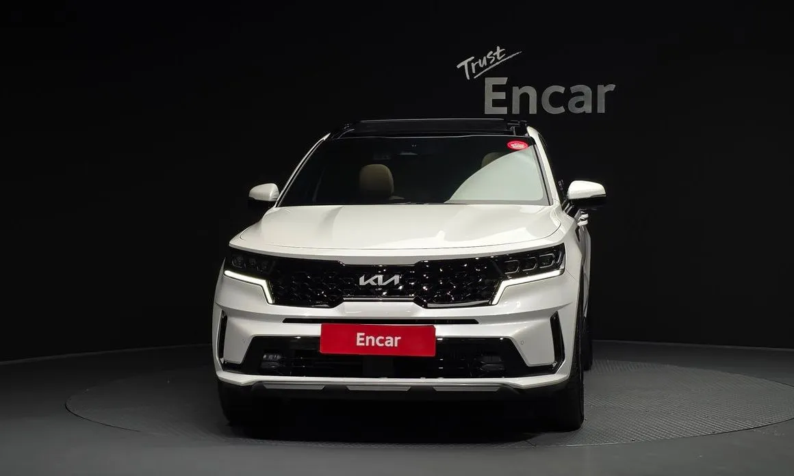 Kia Sorento — фото 6