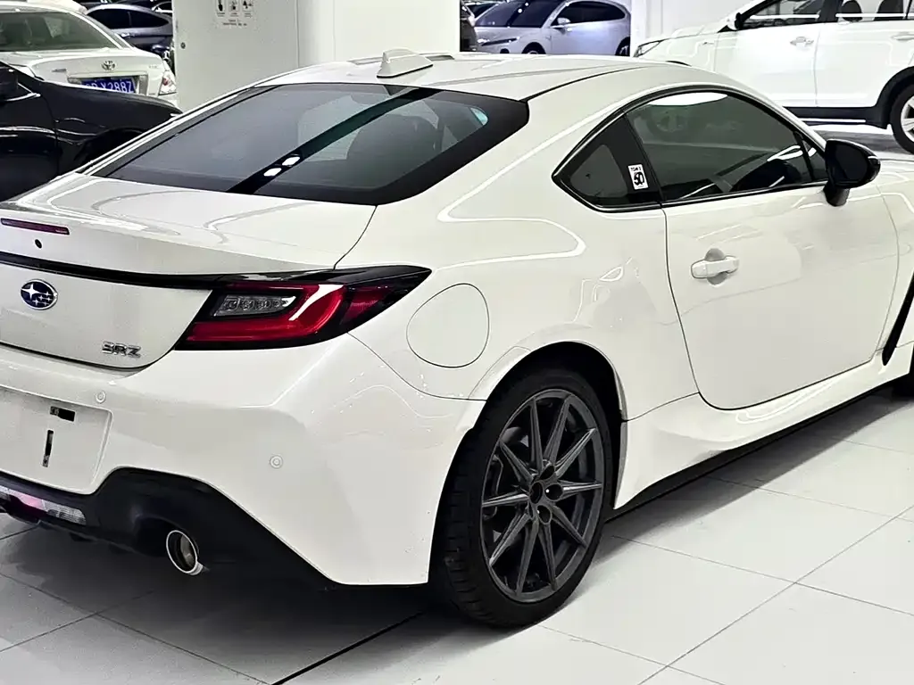 Subaru BRZ — фото 5