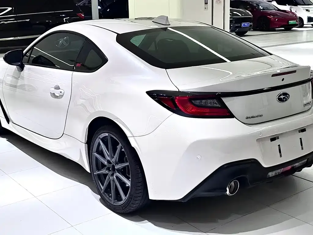 Subaru BRZ — фото 4