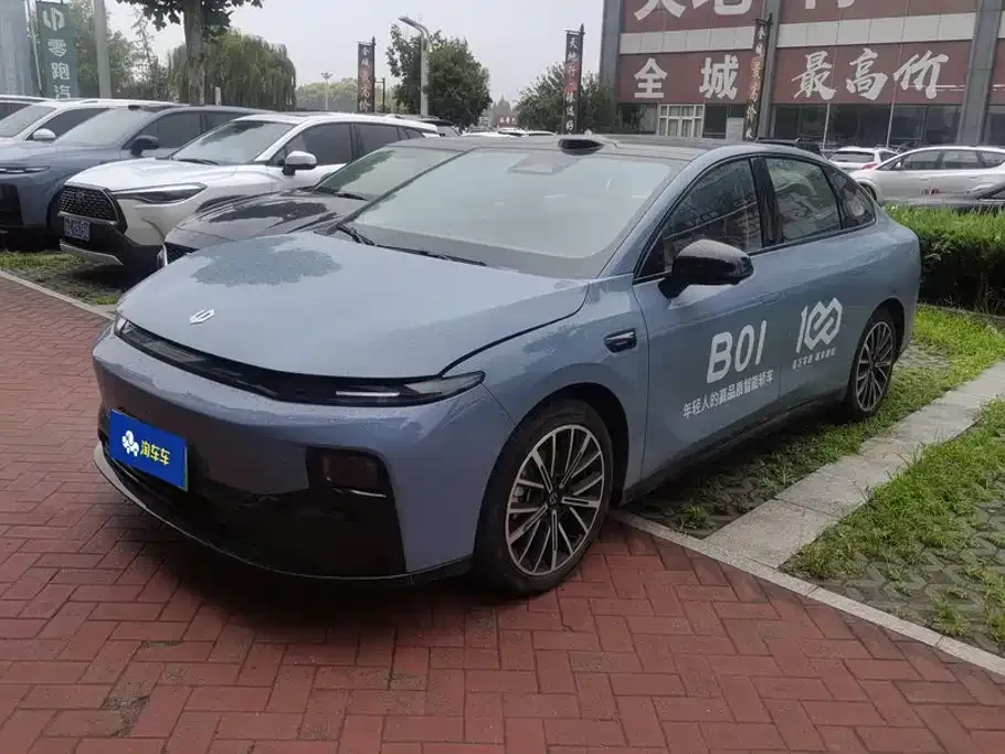 Leapmotor B01