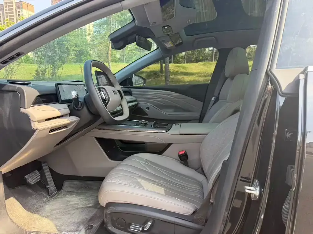 Geely Galaxy Xingyao 8 2025 из CN, фото 3
