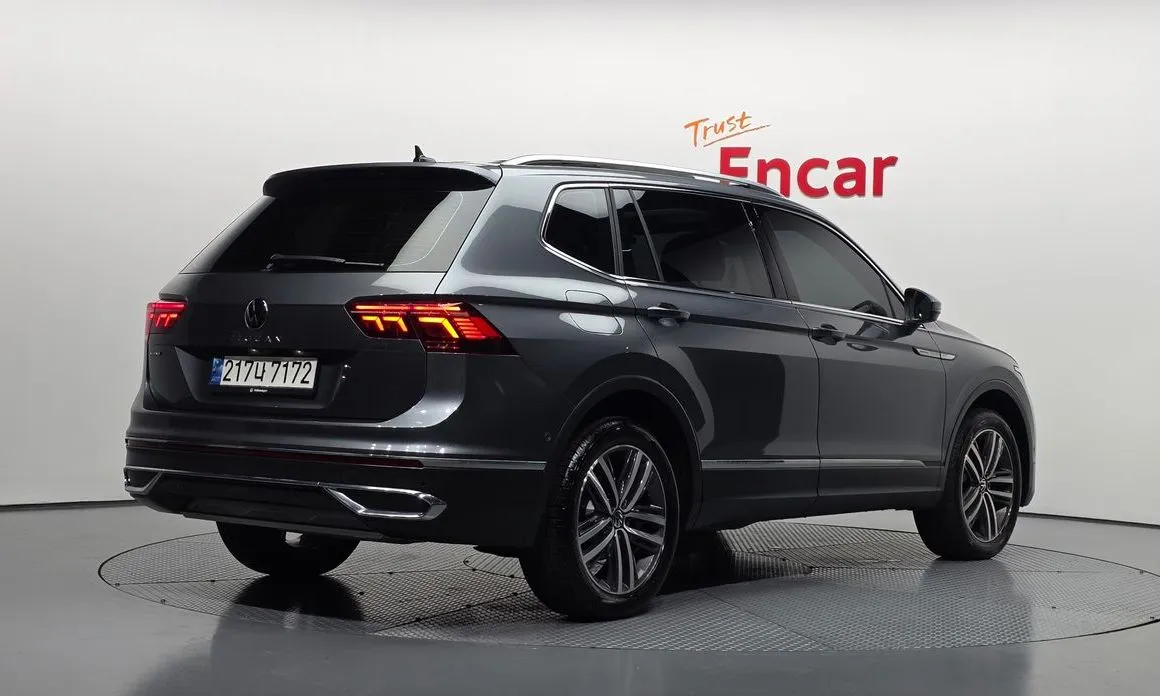 Volkswagen Tiguan 2023 из KR, фото 2